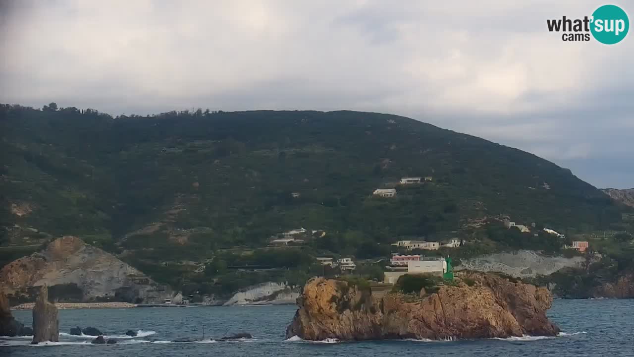 Island of Ponza livecam – the port webcam live