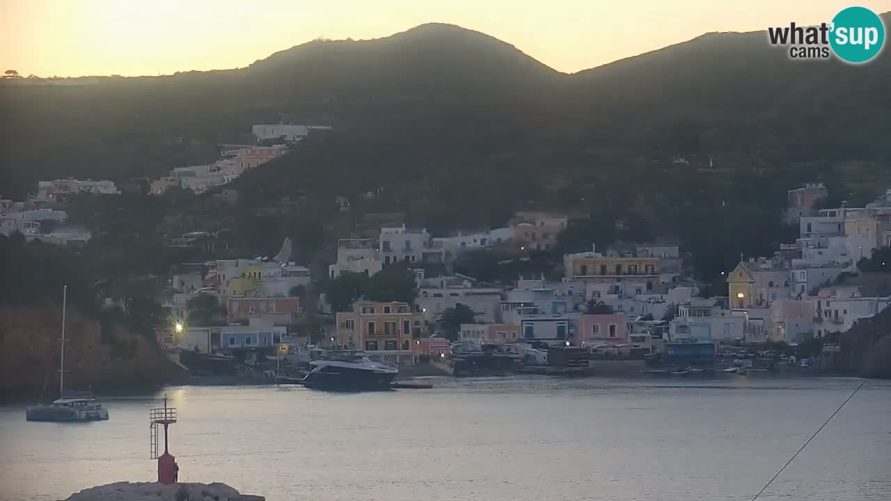 Island of Ponza livecam – the port webcam live