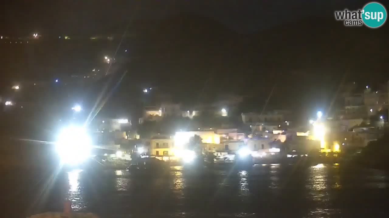 Island of Ponza livecam – the port webcam live