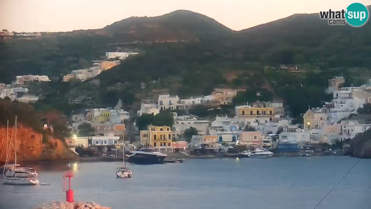 Isla de Ponza – puerto