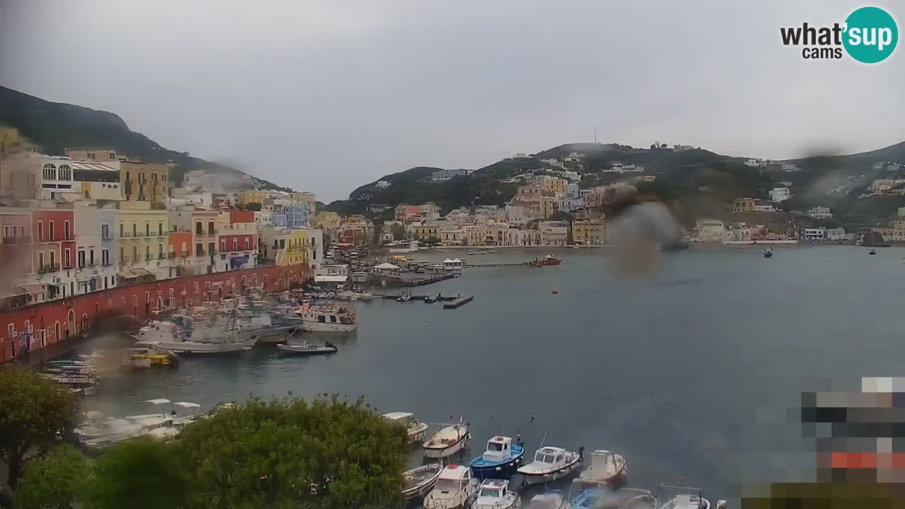 Island of Ponza livecam – the port webcam live