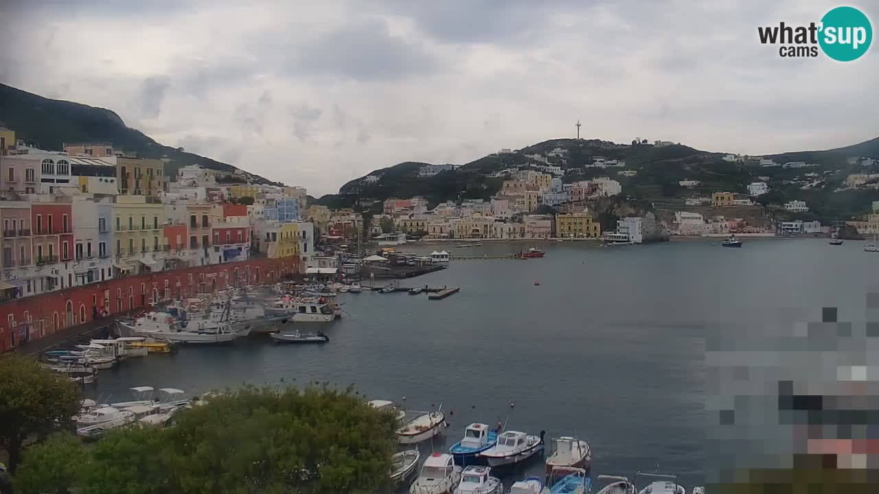 Island of Ponza livecam – the port webcam live
