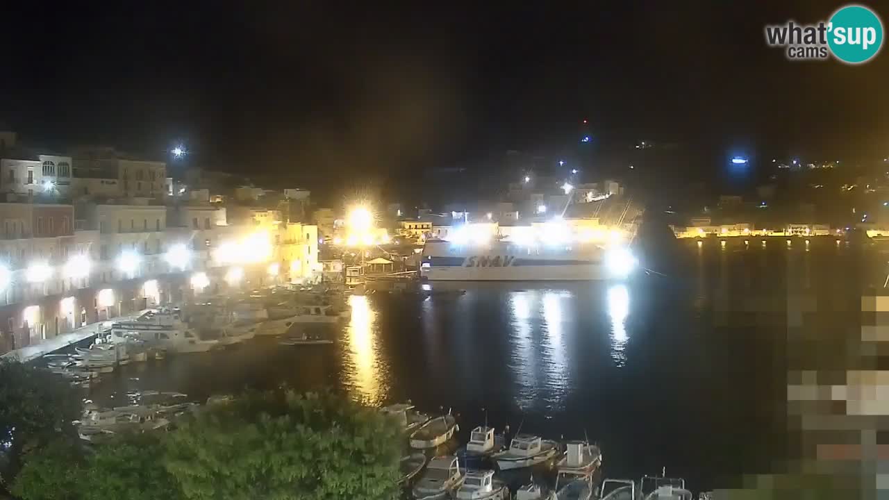 Otok Ponza web kamera Luka