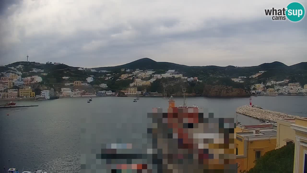 Otok Ponza web kamera Luka