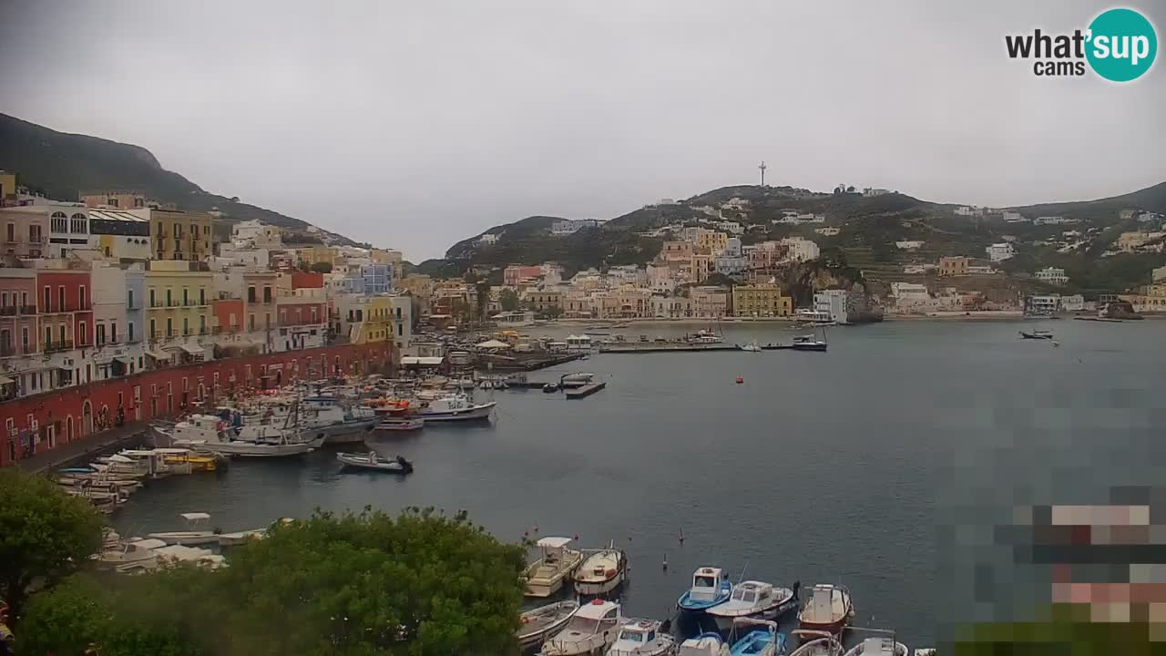 Island of Ponza livecam – the port webcam live