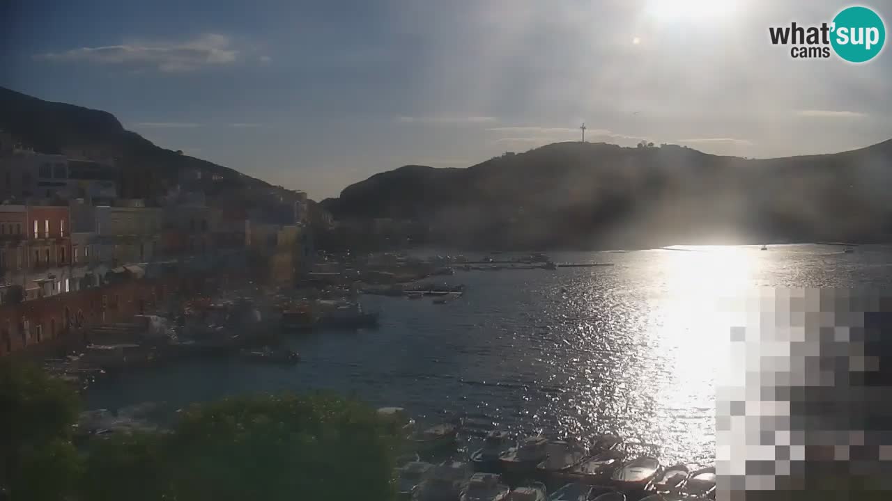 Island of Ponza livecam – the port webcam live