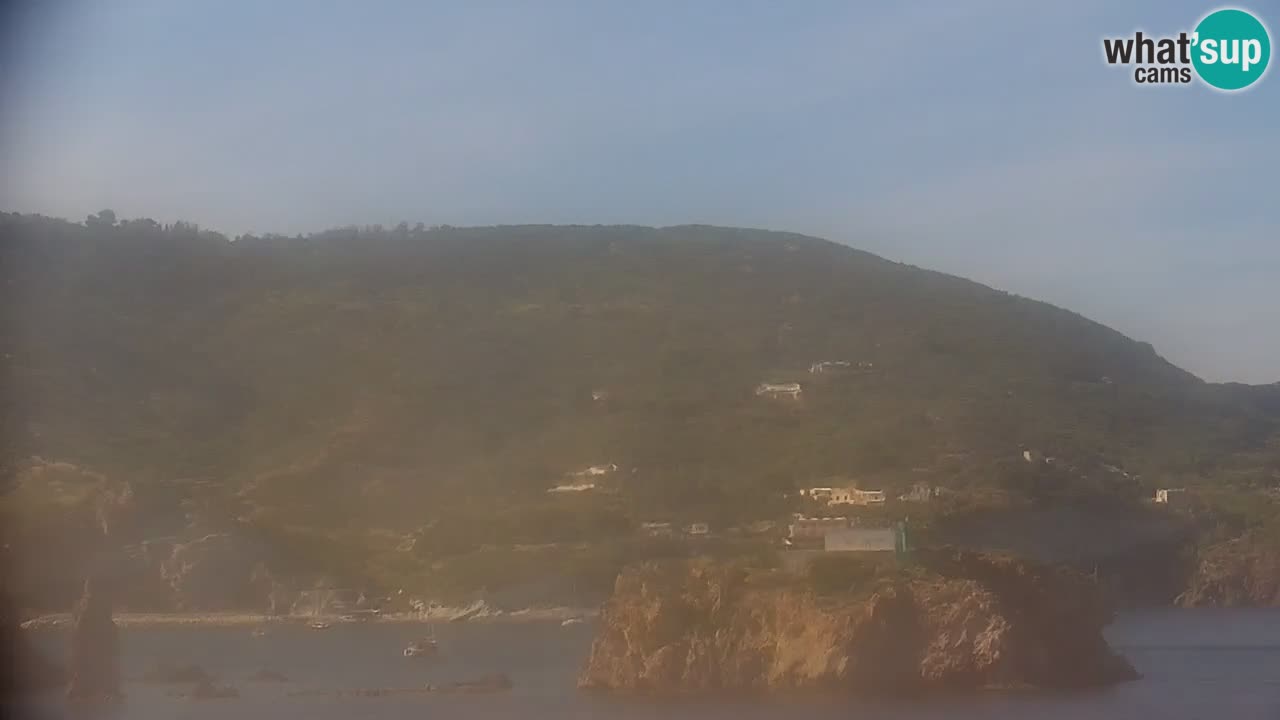 Otok Ponza web kamera Luka