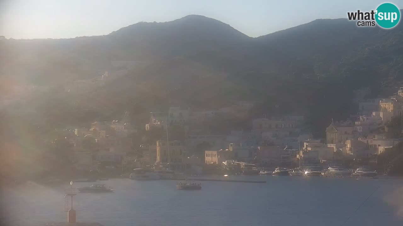 Otok Ponza web kamera Luka