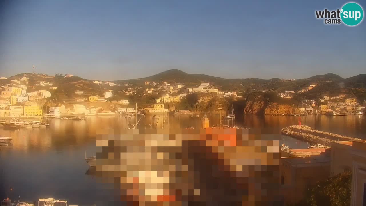 Insel Ponza webcam – Port
