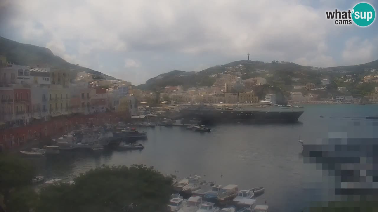 Otok Ponza web kamera Luka
