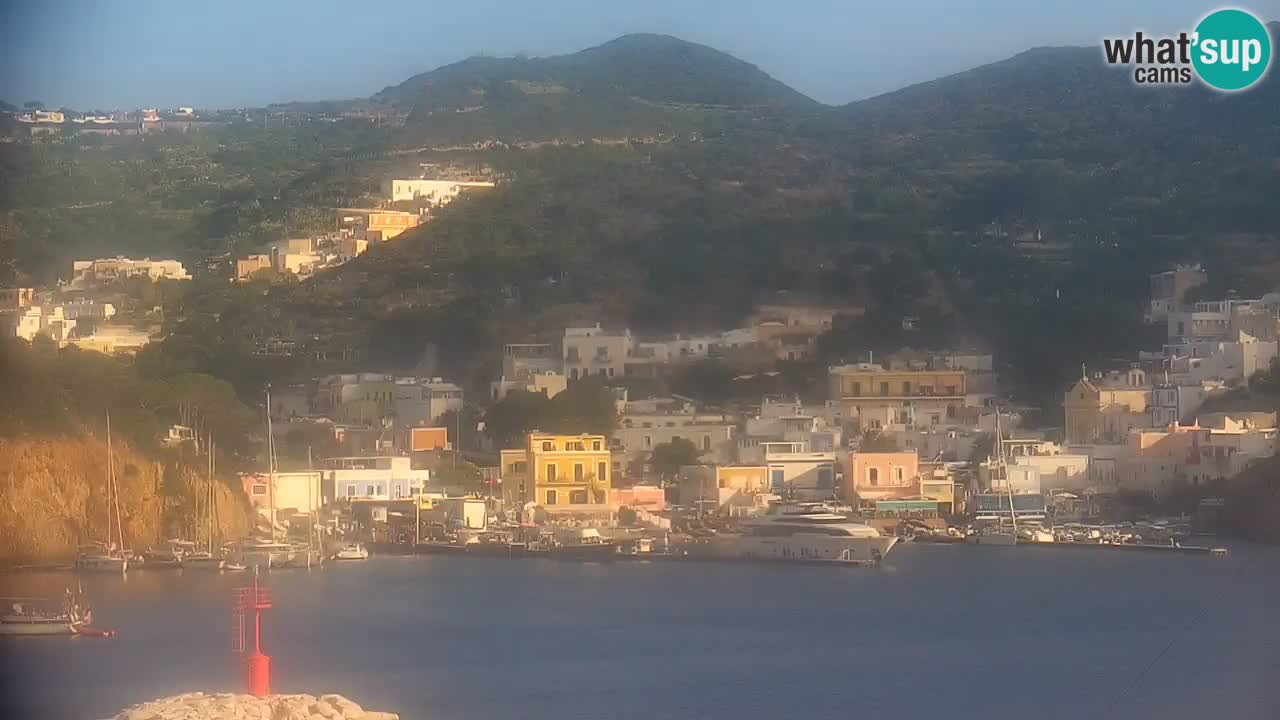 Insel Ponza webcam – Port