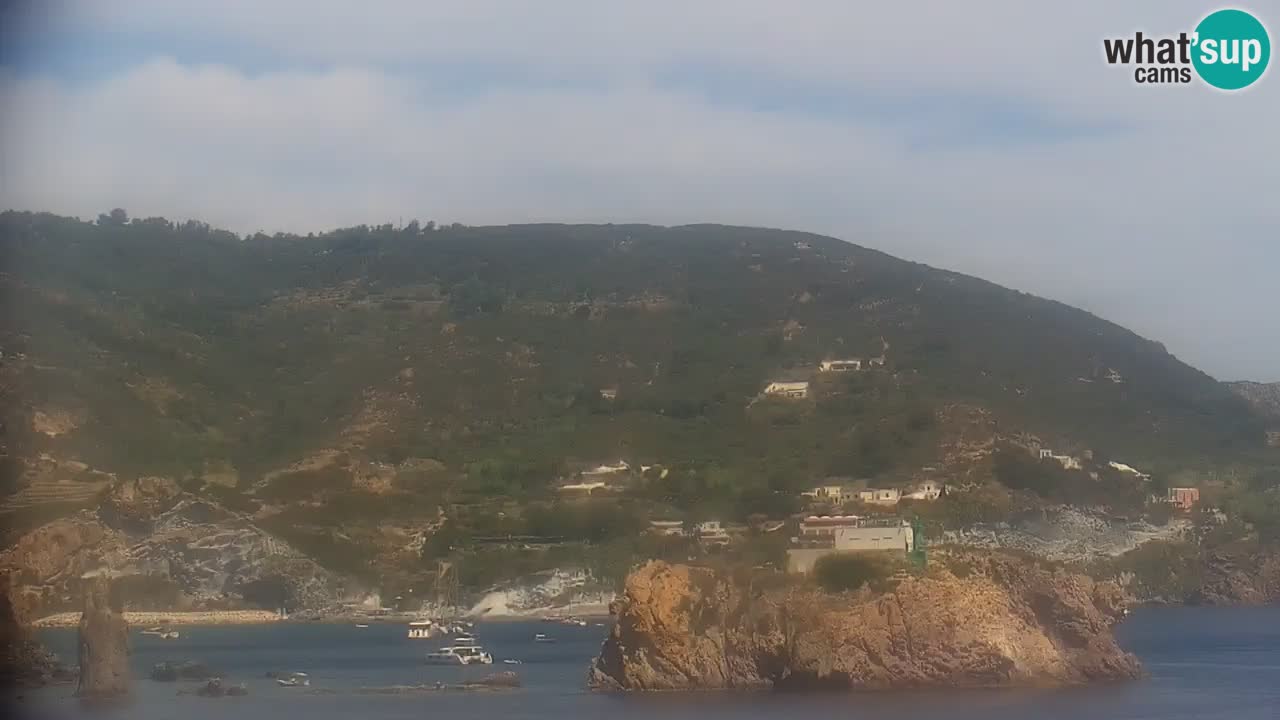 Island of Ponza livecam – the port webcam live
