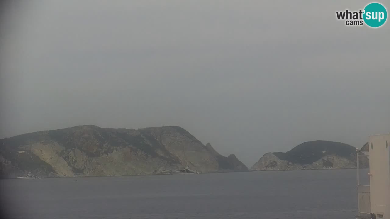 Otok Ponza web kamera Luka
