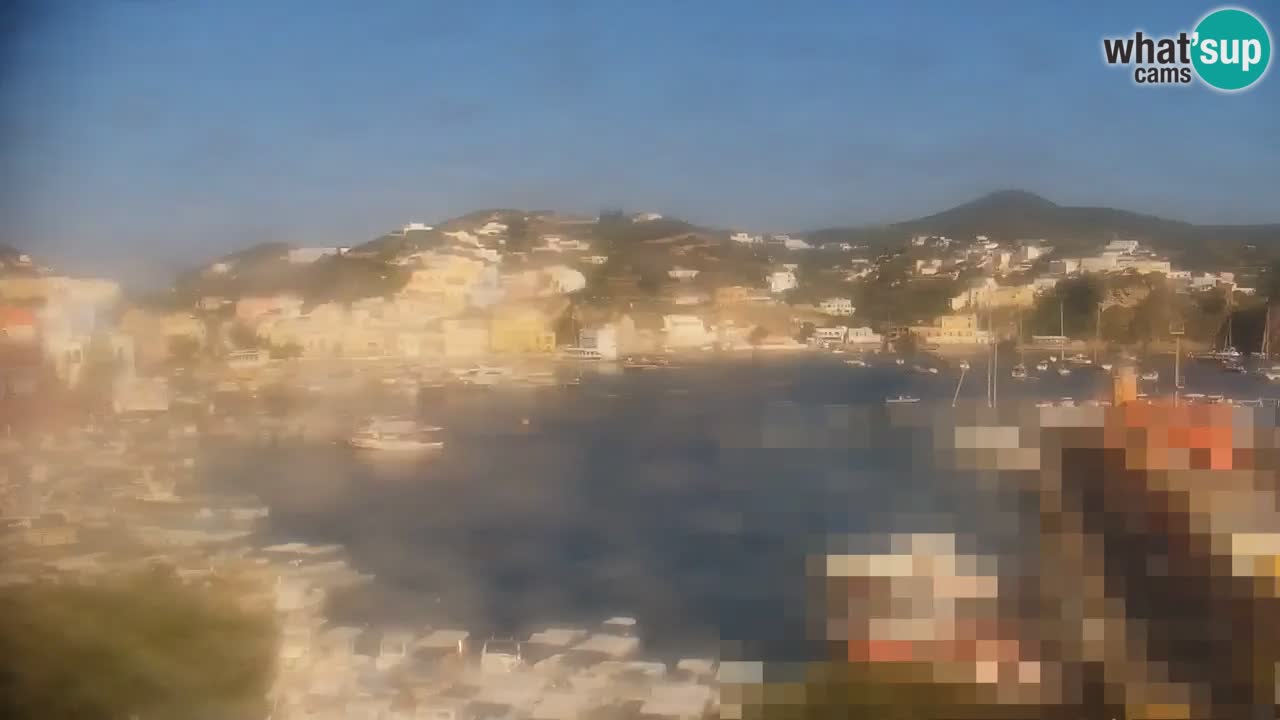 Otok Ponza web kamera Luka