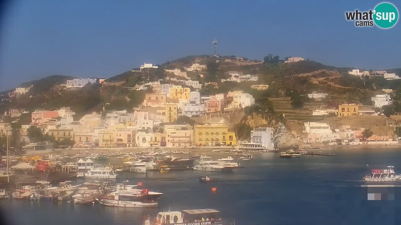 Otok Ponza kamera Pogled na pristanišče