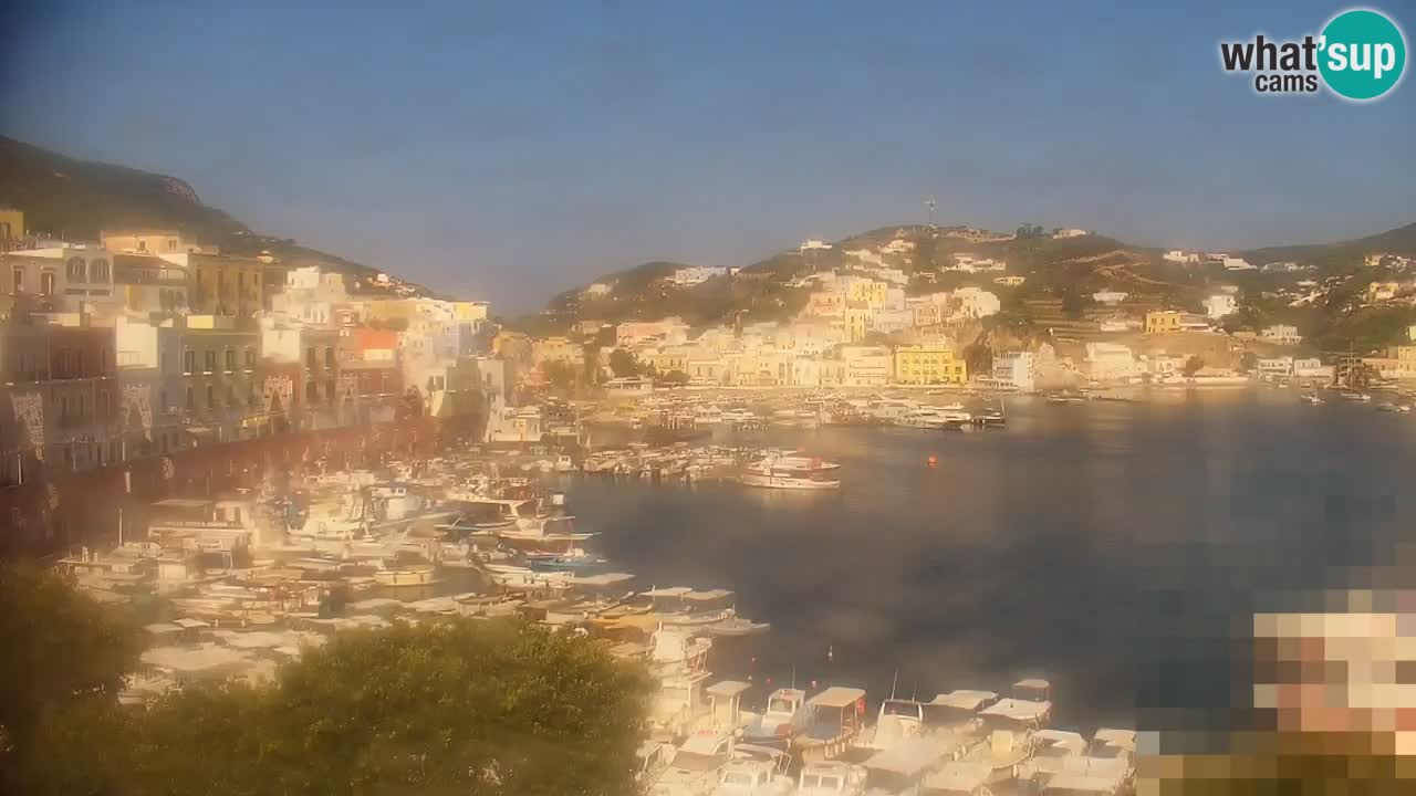 Island of Ponza livecam – the port webcam live