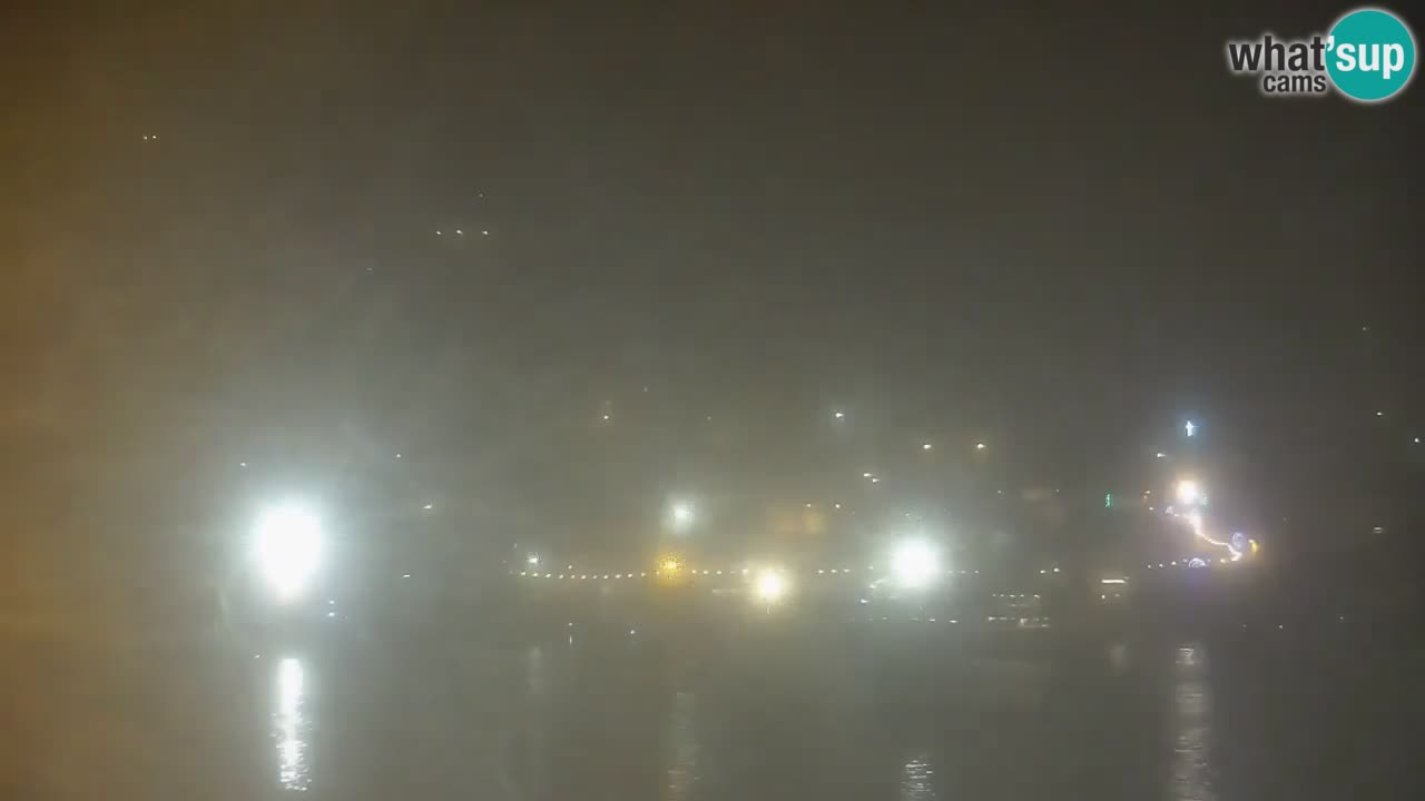 Otok Ponza web kamera Luka