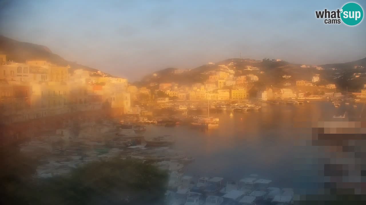 Otok Ponza web kamera Luka