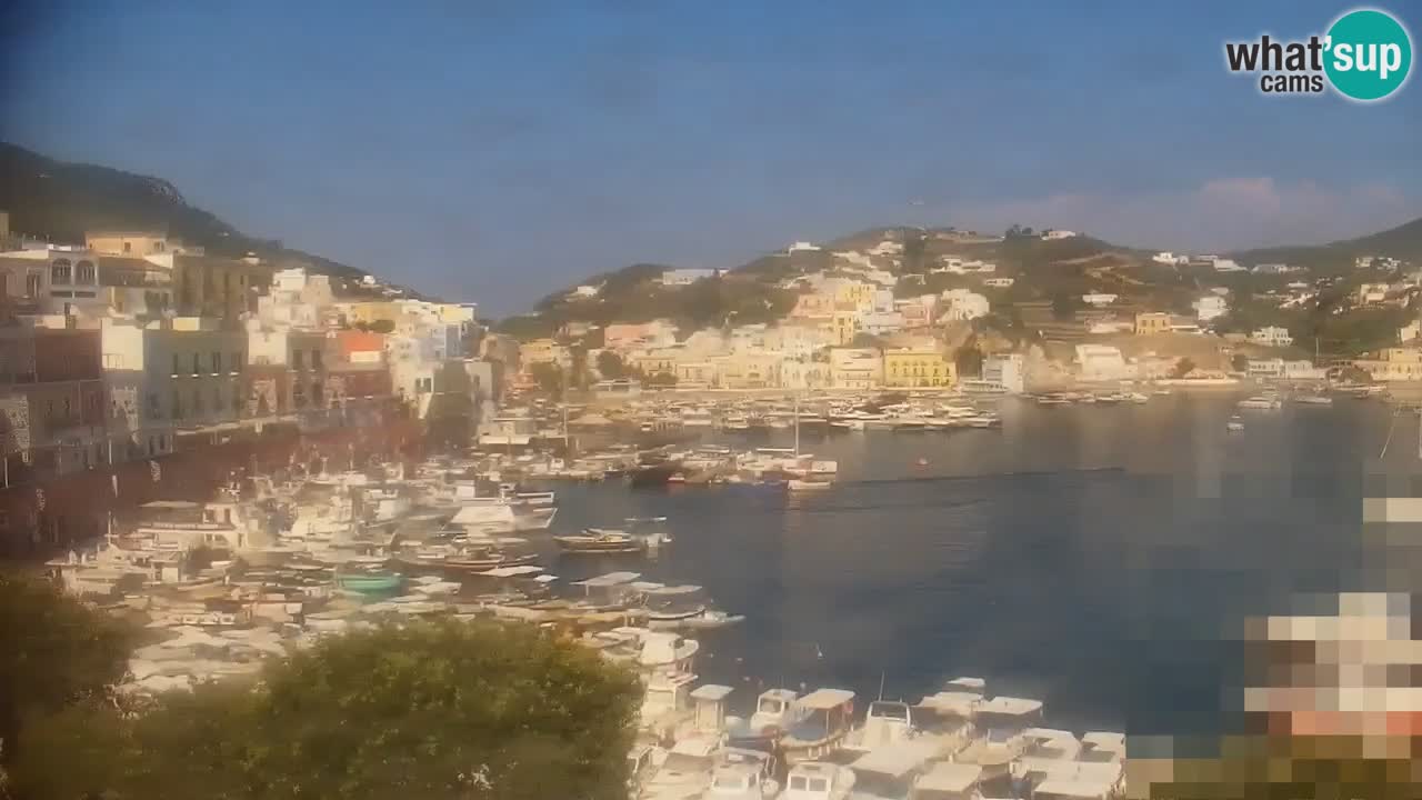 Island of Ponza livecam – the port webcam live
