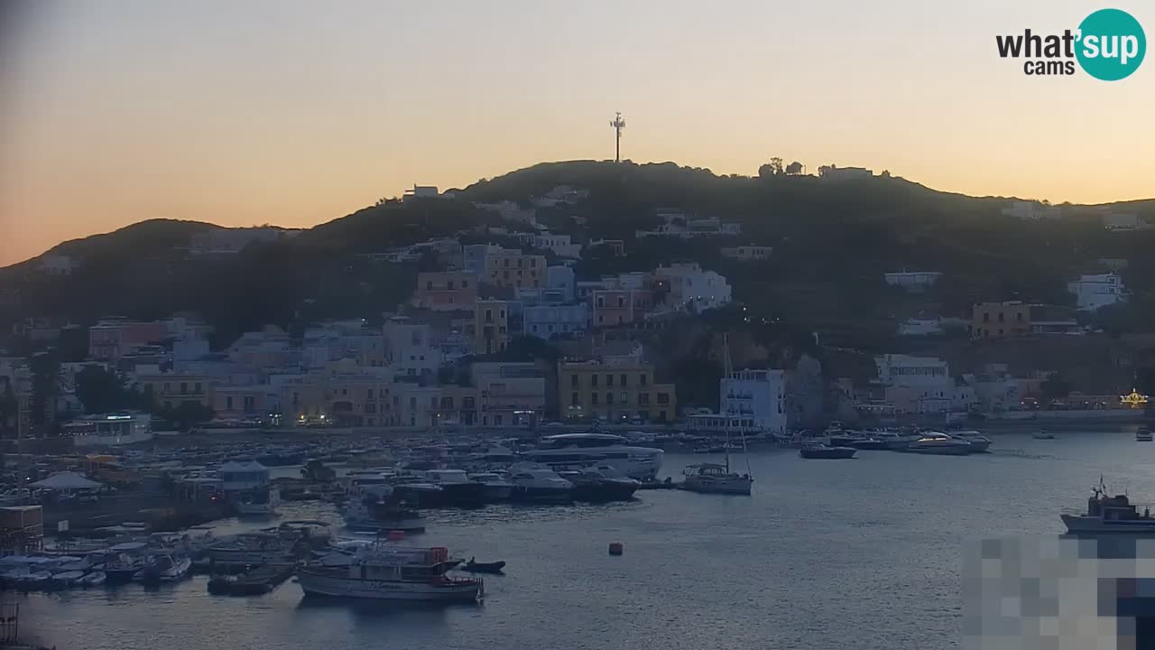 Isla de Ponza – puerto