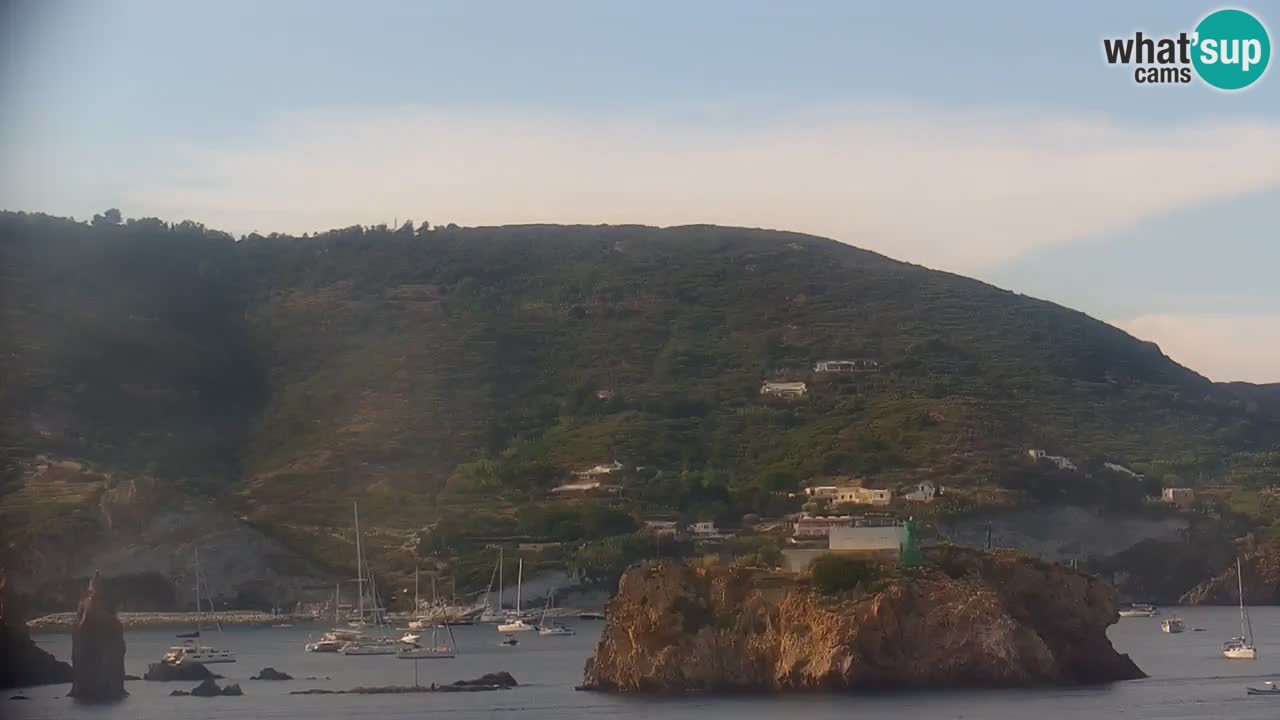 Island of Ponza livecam – the port webcam live