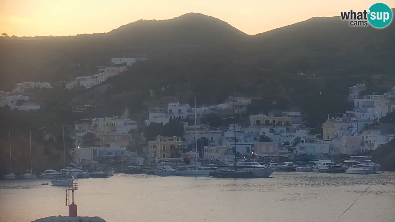 Otok Ponza web kamera Luka