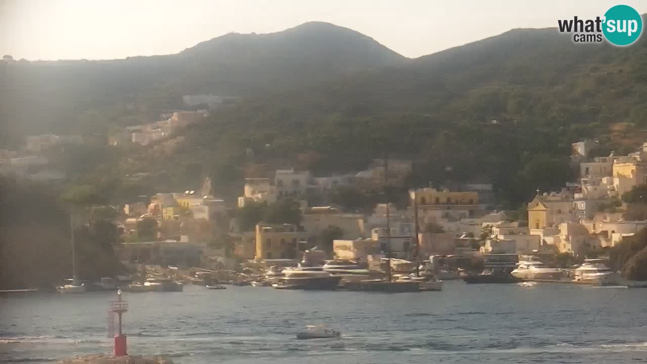 Island of Ponza livecam – the port webcam live
