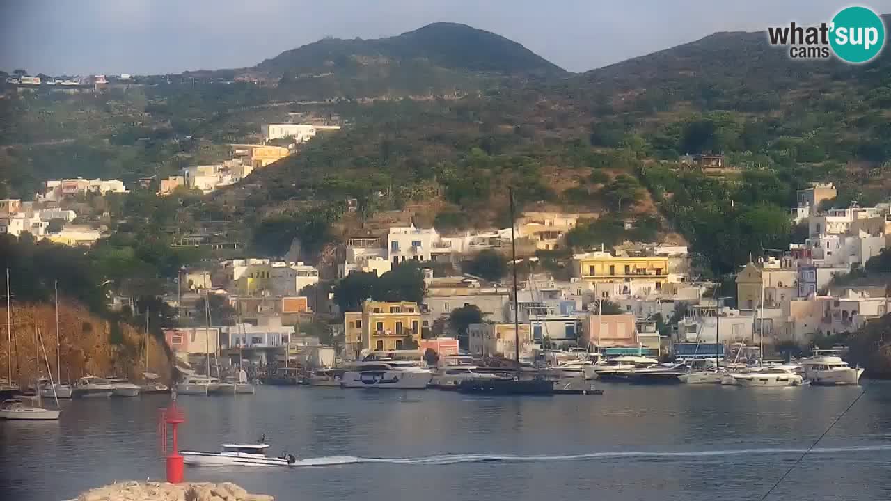 Insel Ponza webcam – Port