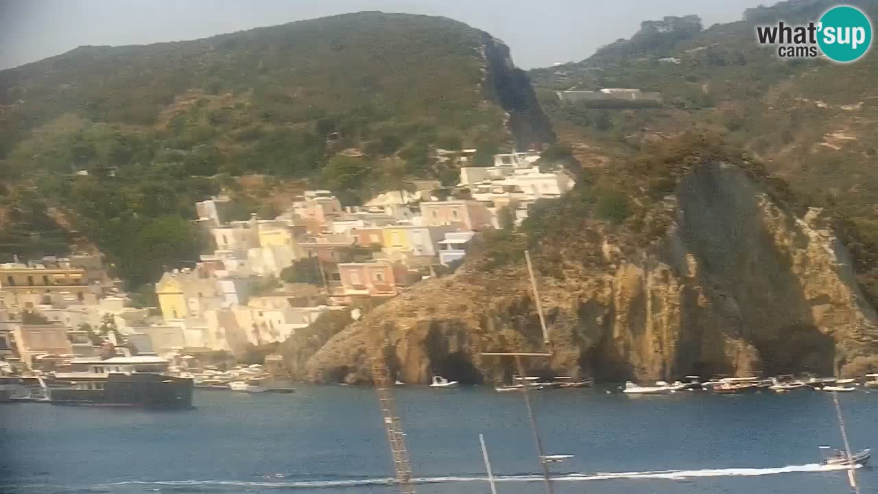 Island of Ponza livecam – the port webcam live