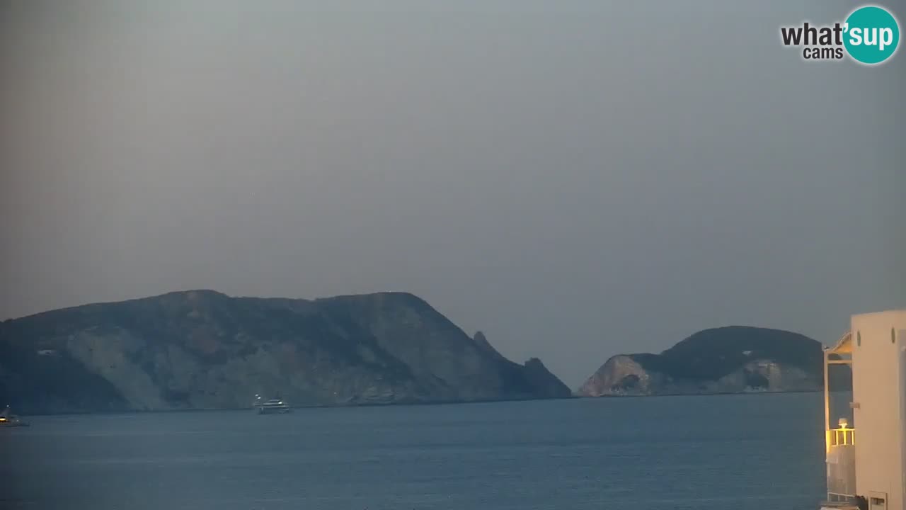Island of Ponza livecam – the port webcam live
