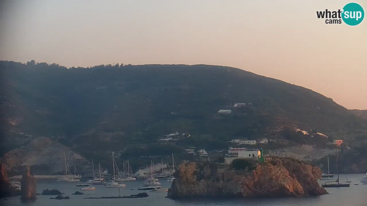 Island of Ponza livecam – the port webcam live