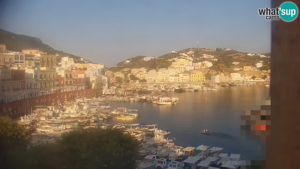 Otok Ponza web kamera Luka