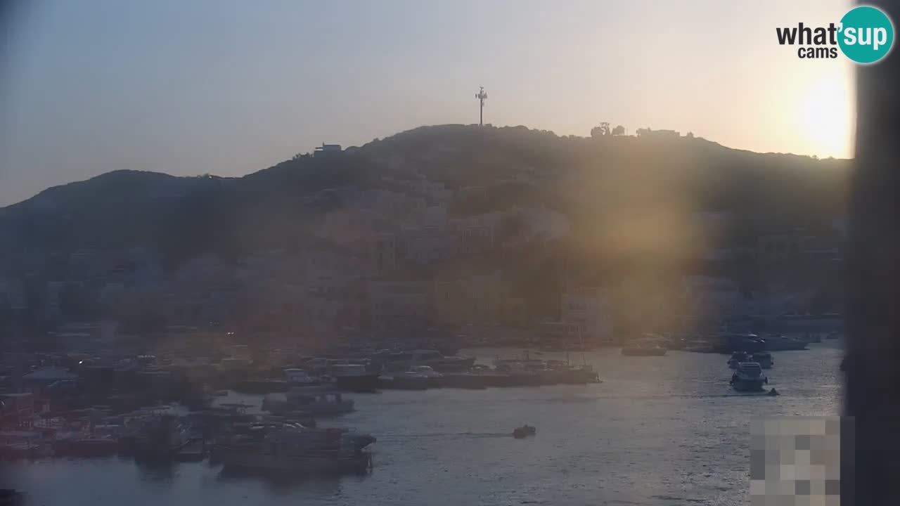 Island of Ponza livecam – the port webcam live
