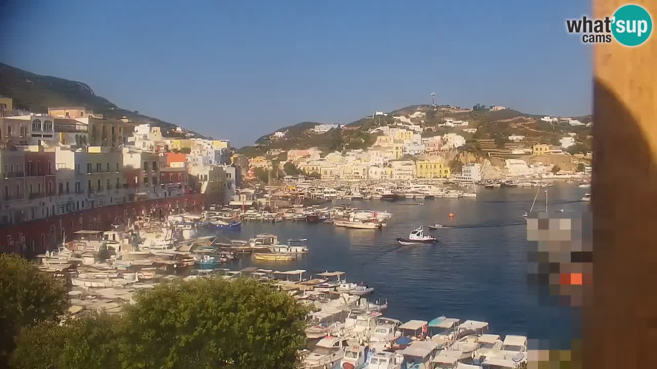 Insel Ponza webcam – Port