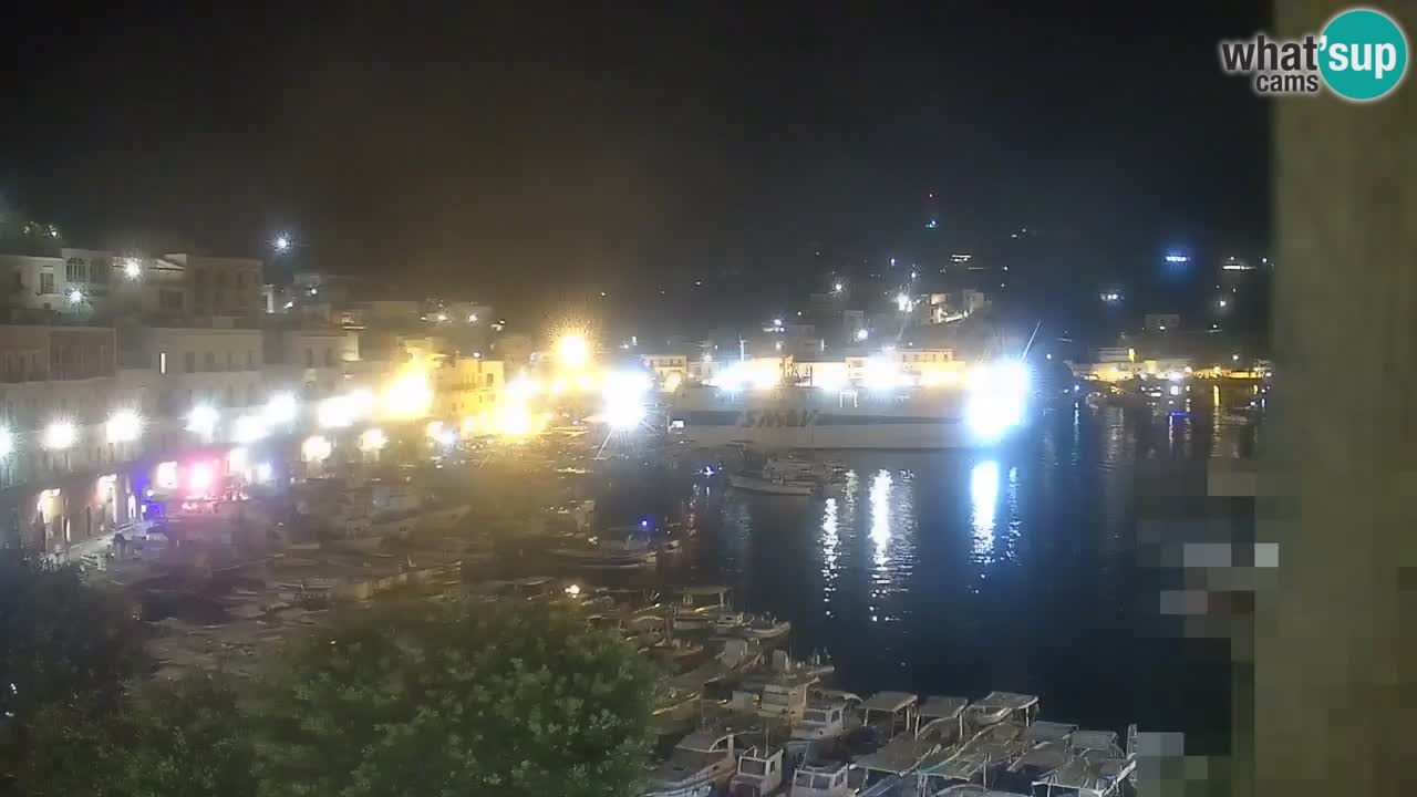 Insel Ponza webcam – Port
