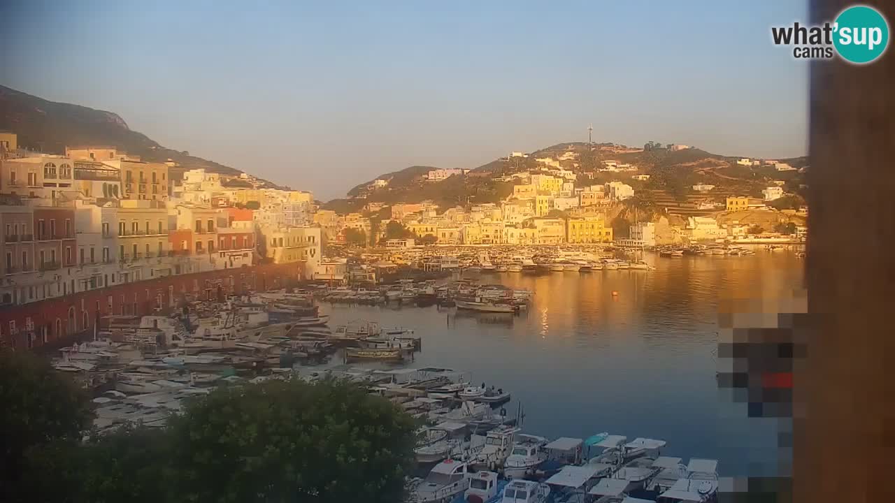 Isla de Ponza – puerto