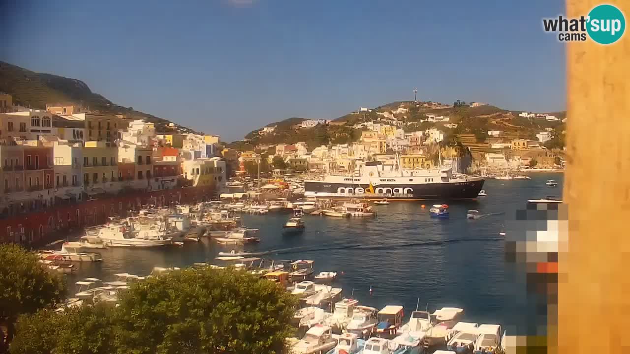 Otok Ponza kamera Pogled na pristanišče