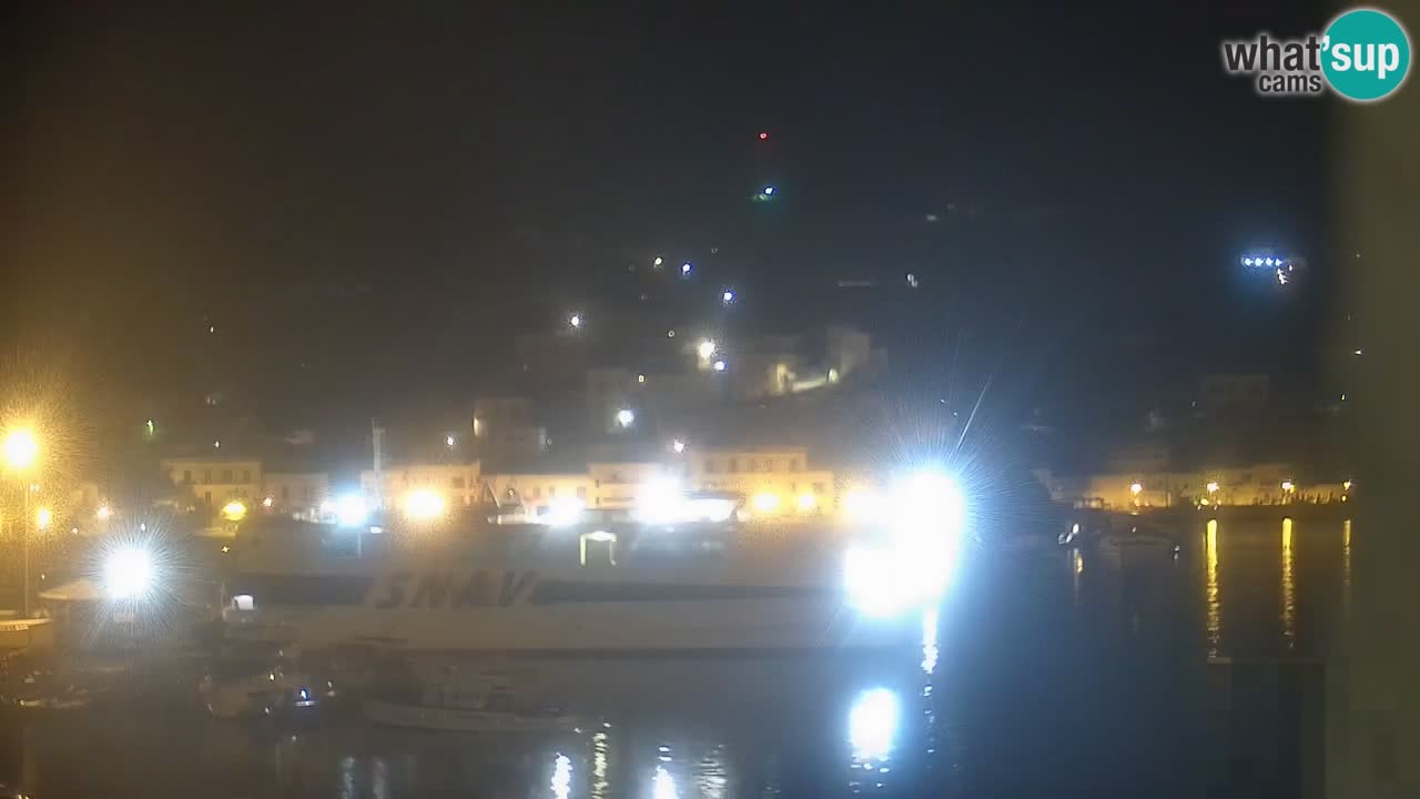 Island of Ponza livecam – the port webcam live