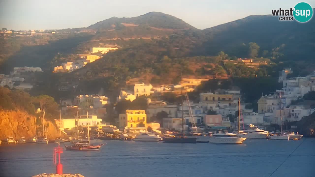 Otok Ponza kamera Pogled na pristanišče