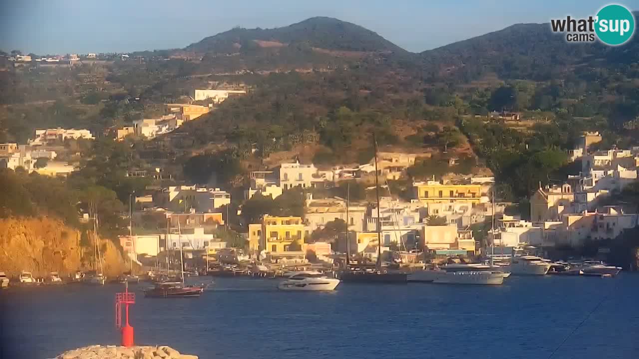 Isla de Ponza – puerto