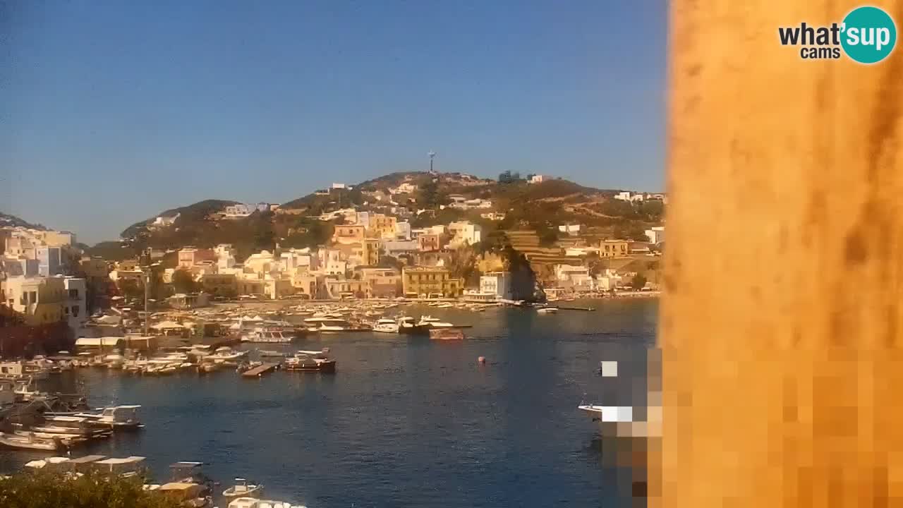 Otok Ponza web kamera Luka
