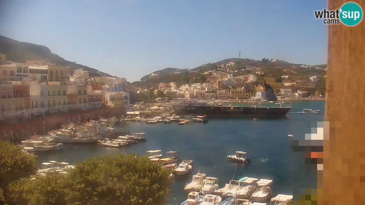 Otok Ponza web kamera Luka