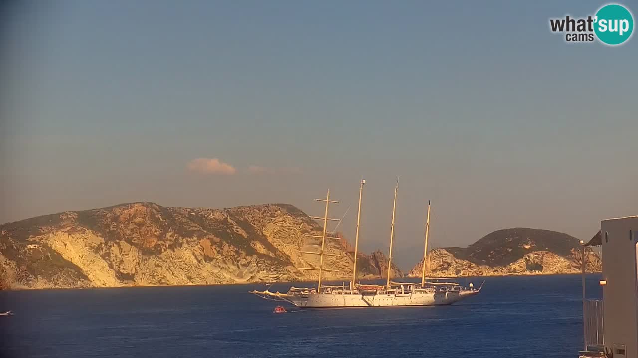 Otok Ponza web kamera Luka