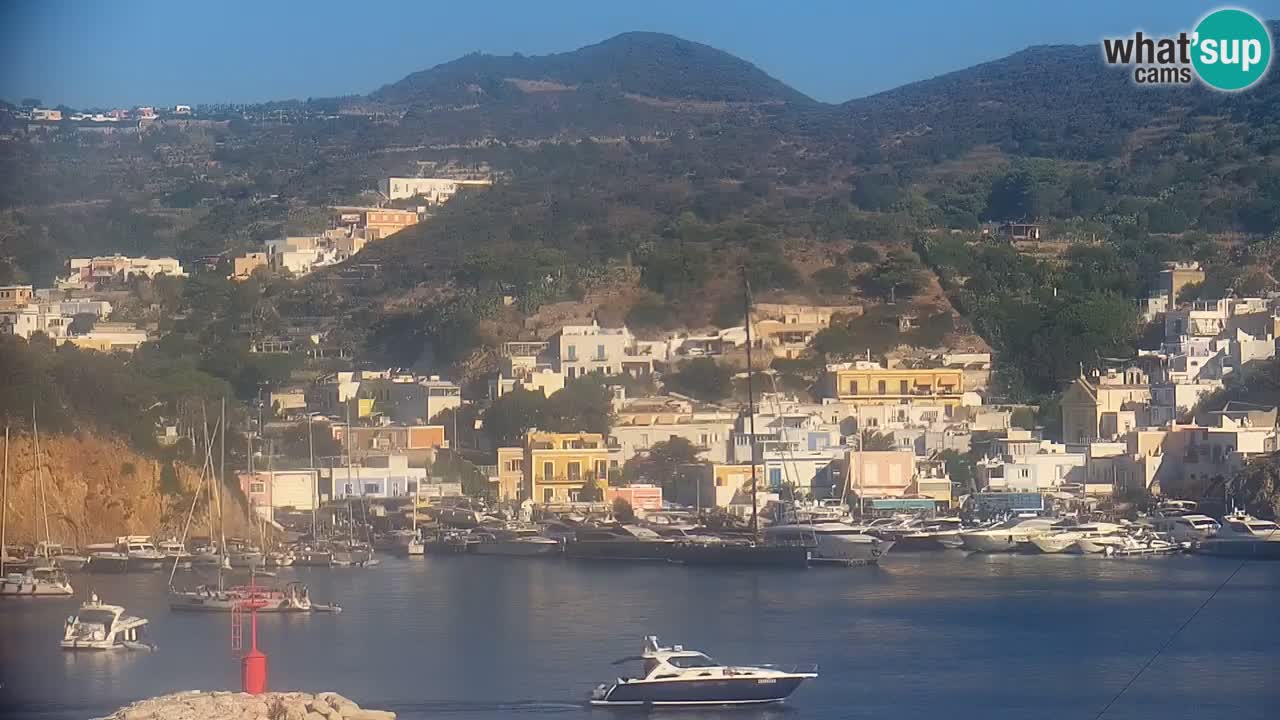 Isla de Ponza – puerto
