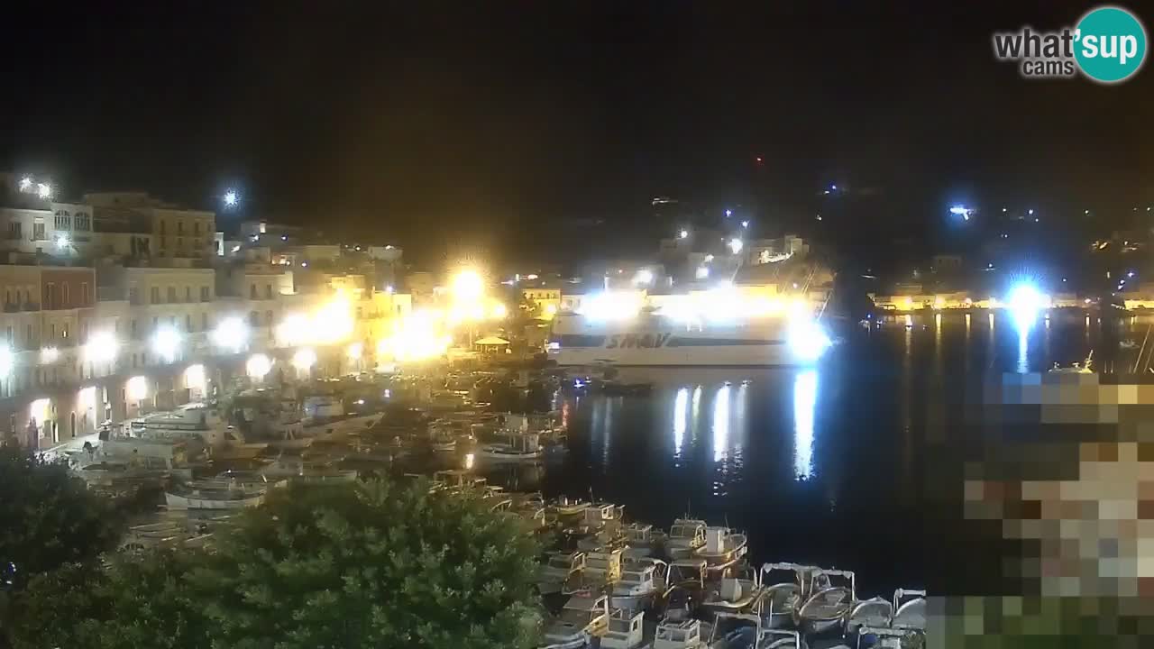 Island of Ponza livecam – the port webcam live