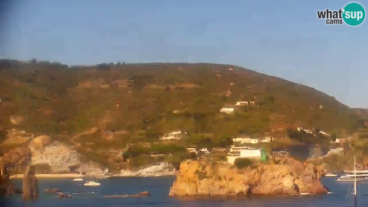Otok Ponza web kamera Luka