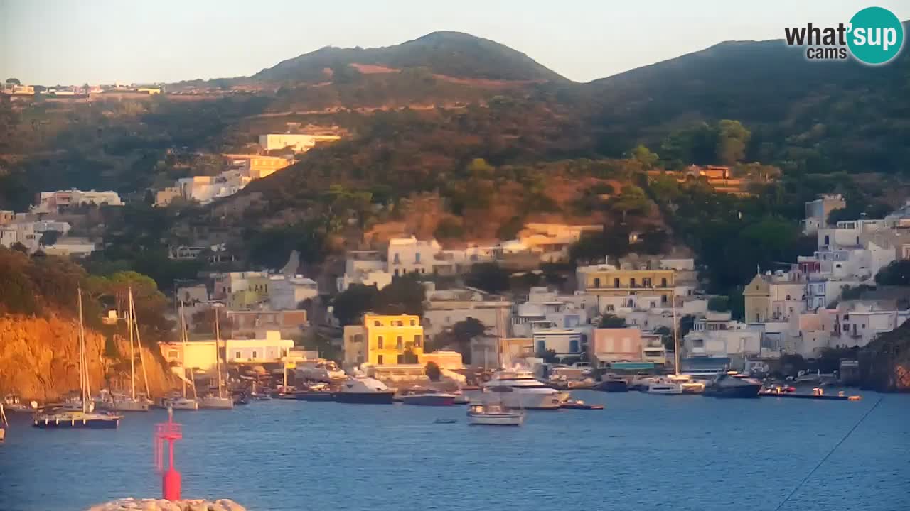 Insel Ponza webcam – Port