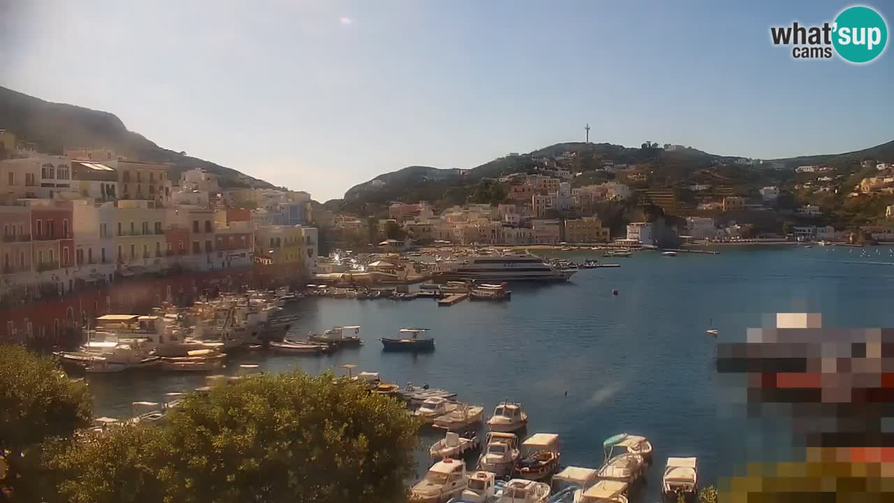 Island of Ponza livecam – the port webcam live