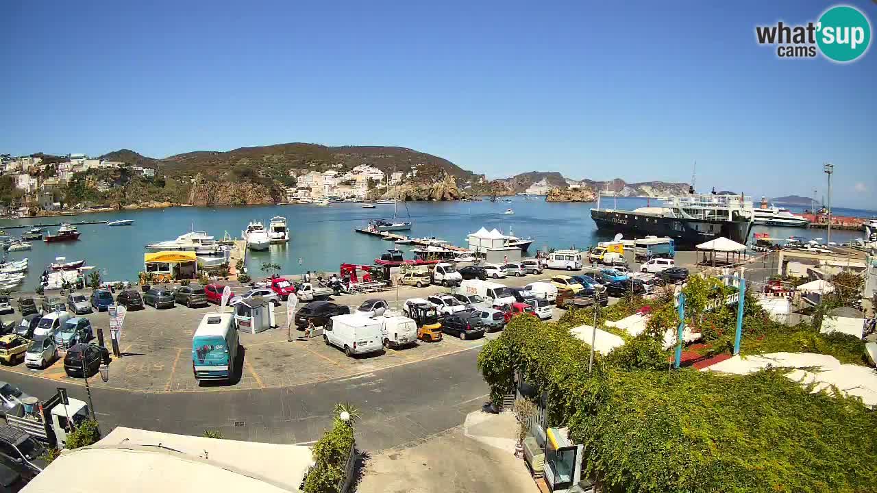 Pristanišče Ponza spletna kamera – Otok Ponza