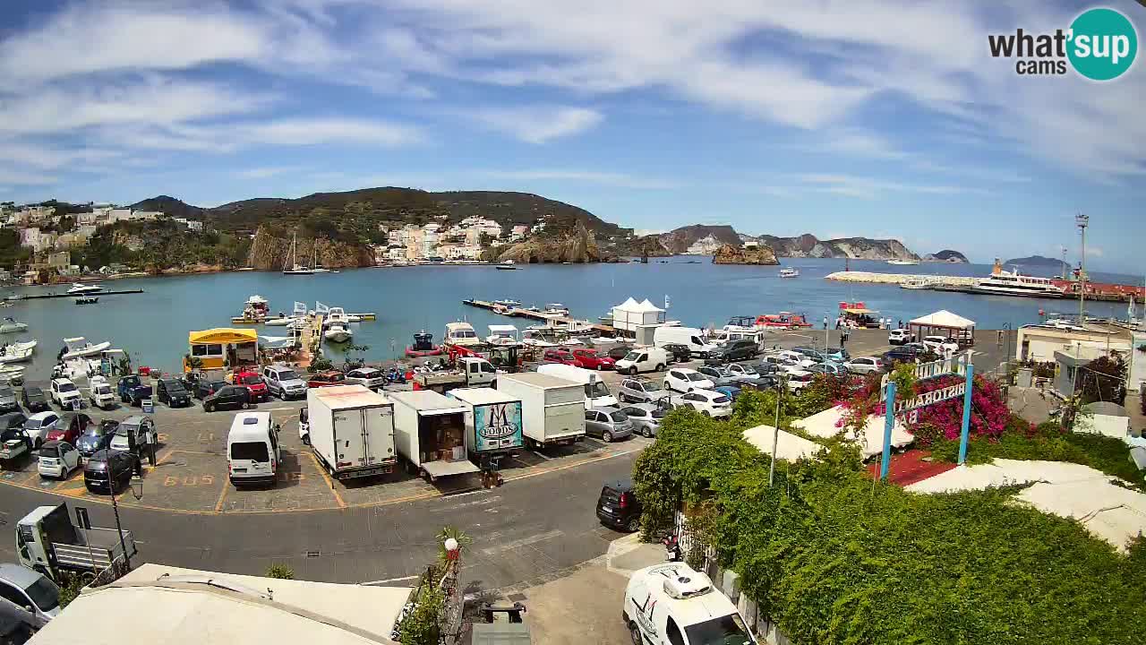 Pristanišče Ponza spletna kamera – Otok Ponza